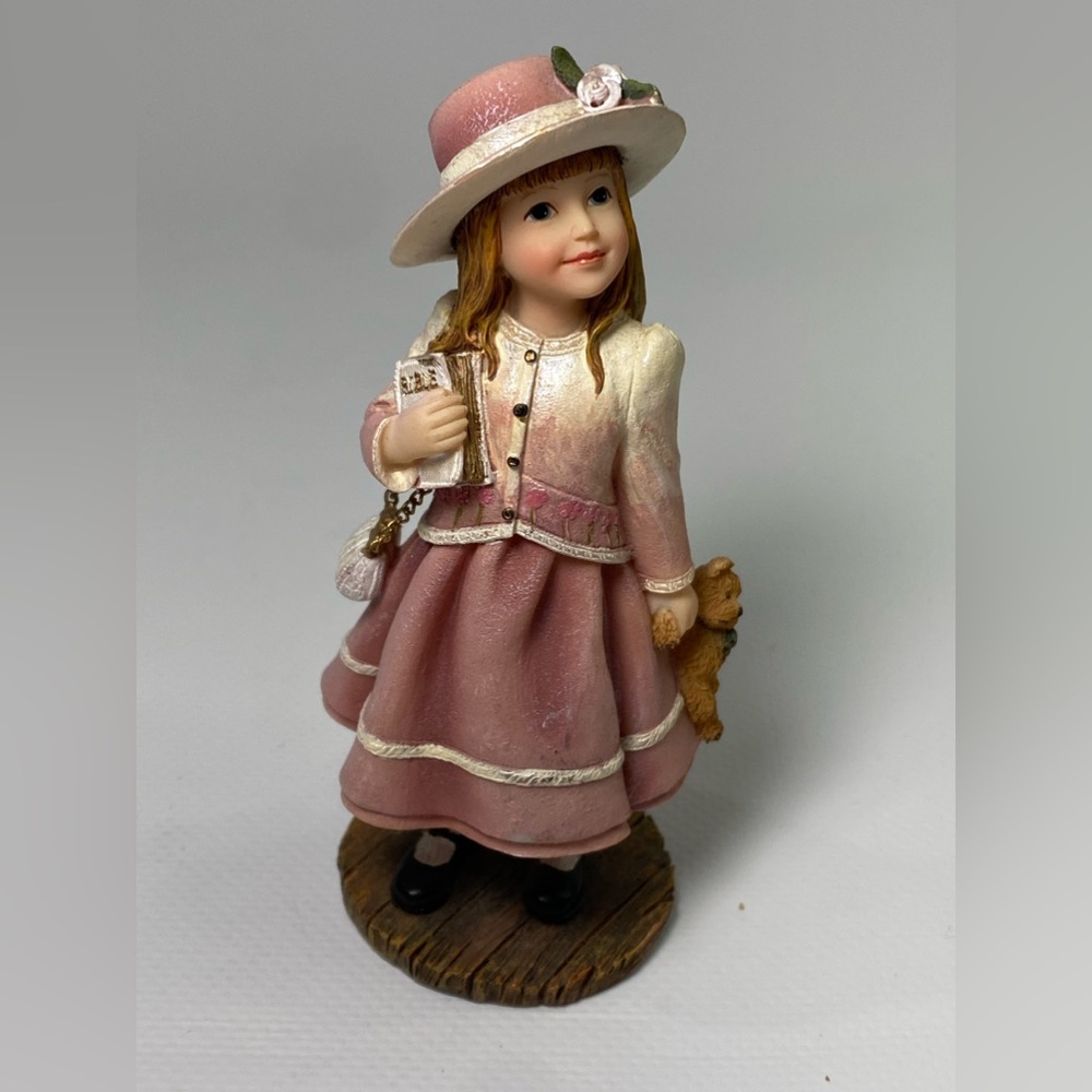 The Boyd’s Collection Yesterday’s Child The Dollstone Collection style 35005